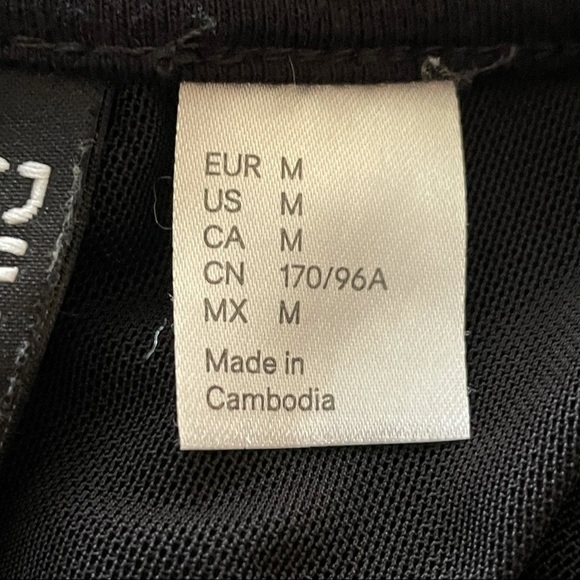 ✅4x Host Pick✅ H&M Divided Dress, Medium - Picture 5 of 9